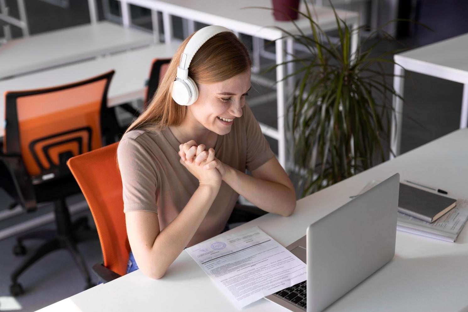 Espacio acogedor para conversaciones sobre finanzas personales